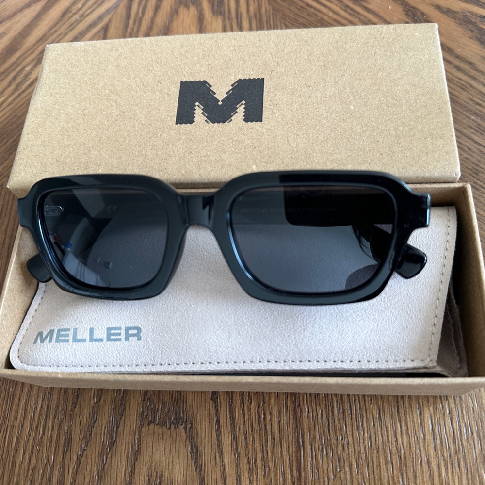 Meller Black Sunglasses (Case Included)